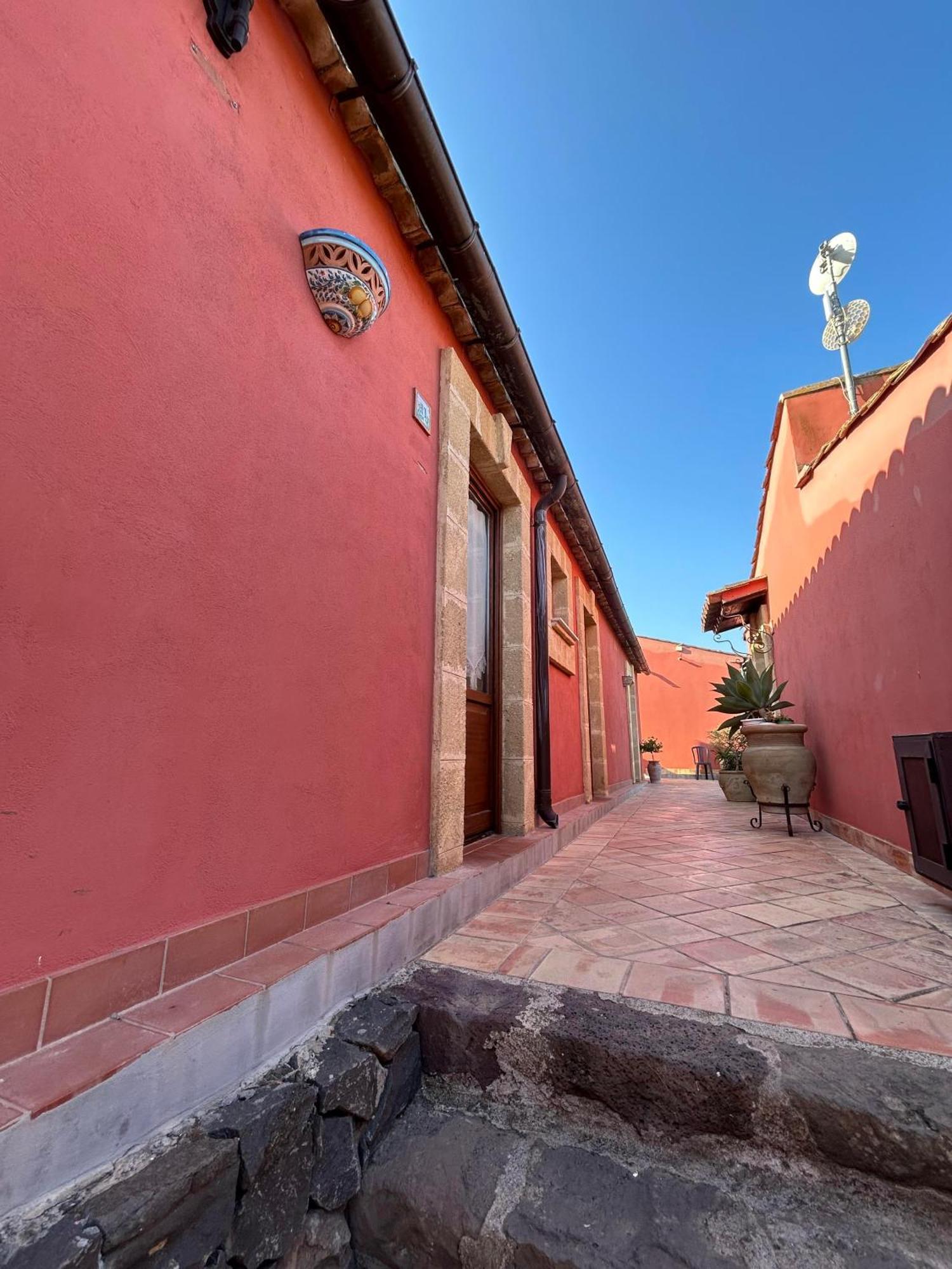 Borgo Nocchiara Hotel Carlentini Luaran gambar
