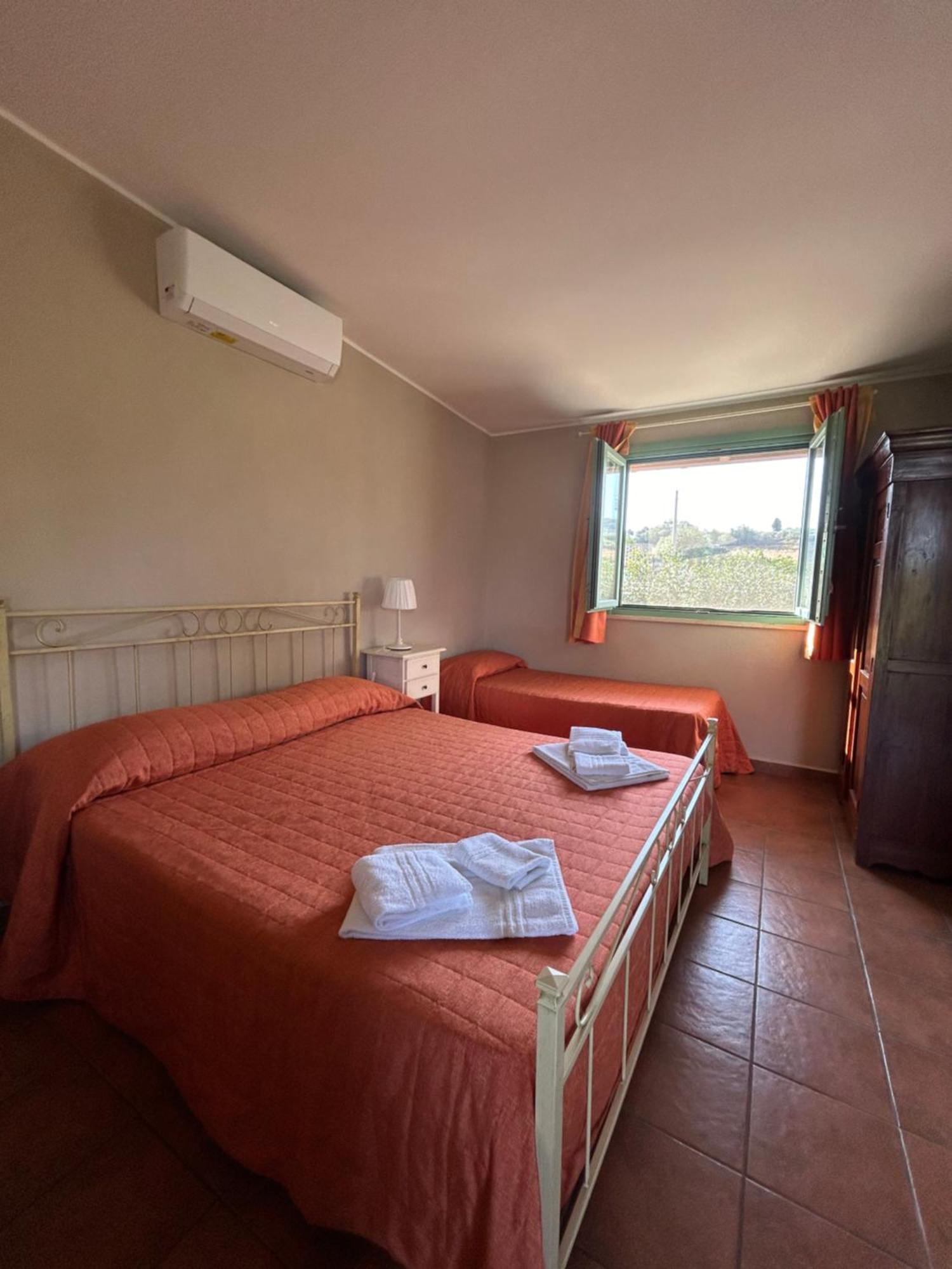 Borgo Nocchiara Hotel Carlentini Luaran gambar